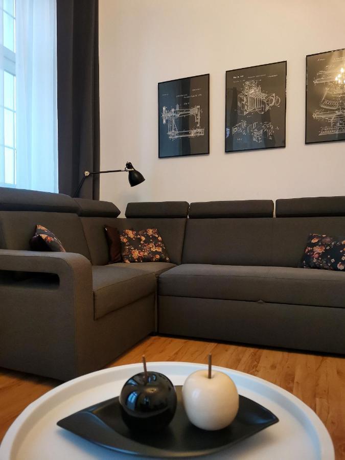 Apartament Na Rynku W Gnieznie 그니에즈노 외부 사진